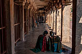 The great Chola temples of Tamil Nadu - The Brihadishwara Temple of Thanjavur. The colonnaded gallery around the temple precinct. 